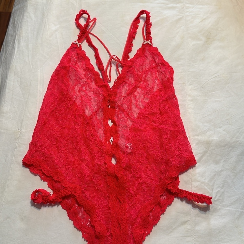 Victoria’s Secret Lace Teddy - Picture 3 of 5